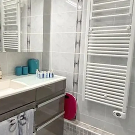 Moderne T3 Pres De La - 4 Personnes - Fr-1-529-299 Апартаменты